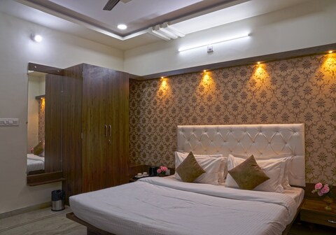 Vanya Shri Home Stay