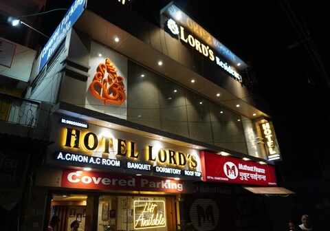 LORDS RESIDENCY