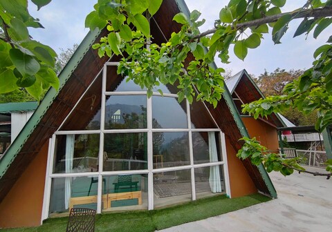 Blackbird Cottage Complete