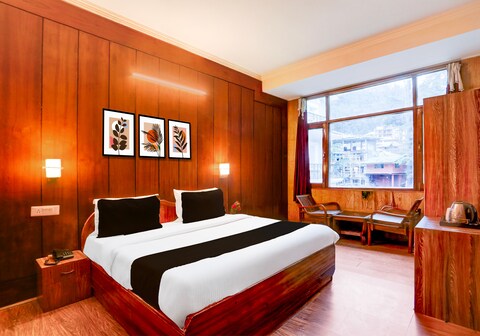 Collection O Manali Near Hadimba Temple Formerly The Valerian