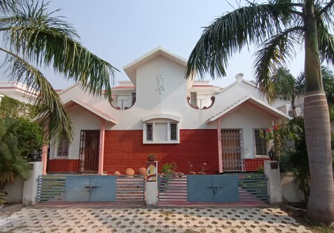 Raj Kuthir Homestays - Sobuj Potro