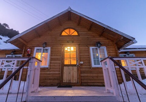 GMVN Auli Nanda Devi Eco Tourist Resort