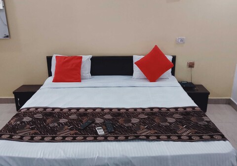 Hotel O Relax Home Stay