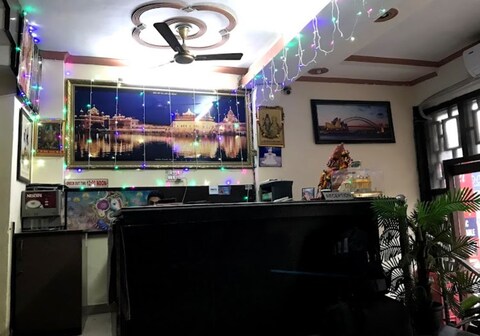 Bharat Reisdency Near Bust Stand