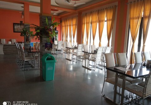 Hotel Rj18 ( Surajgarh )