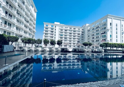 Country Inn & Suites by Migrolino