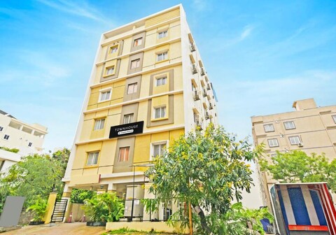 Townhouse Chandanagar Railway Station