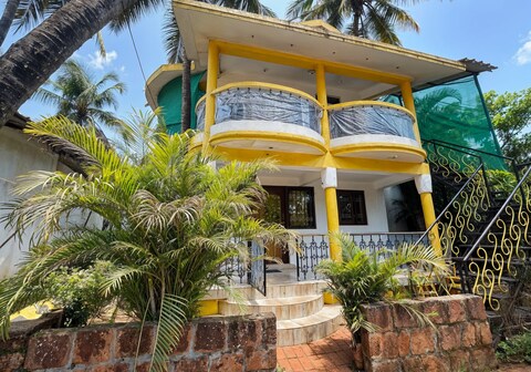 Yellow Haven 1BR FF - Luxe 1 in Goa by Homeyhuts