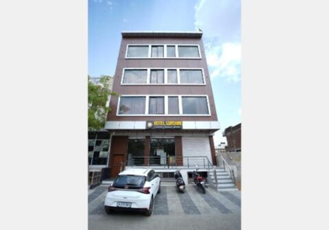 FabHotel Sunshine Residency I