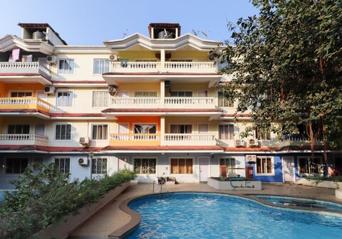 Mirage, 1BHK with Pool by MARS Homestays
