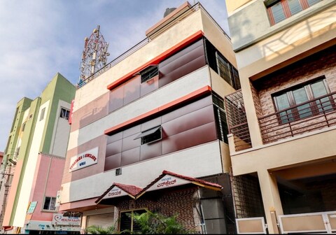 Octave Sri Sai Comforts