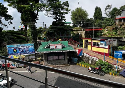 Pratha ||Entire 2 BHK Apartment With Kitchen