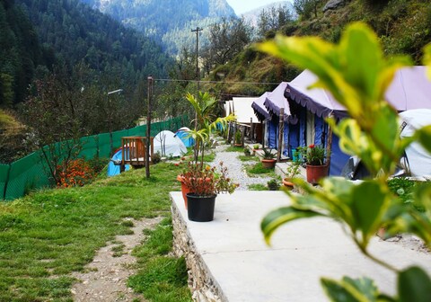 Riverdale Camps and Cafe