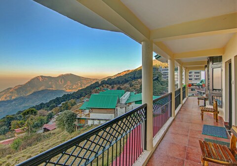 MONAL INN (THE BIRD SANCTUARY RESORT)