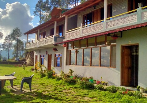 Binsar View Homestay