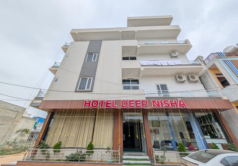 Hotel Deep Nisha