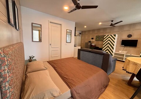 Splendidstay Airport Studio 500 mtr from Airport