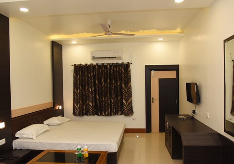 Hotel Vrindavan Vihar