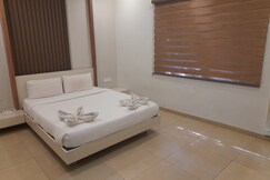 Sadwin Executive Hotel, Goa Sadwin Executive Hotel, Goa