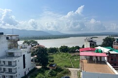 The Nirvanna Blues, Rishikesh The Nirvanna Blues, Rishikesh