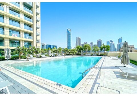 bnbmehomes Steps from Burj Khalifa with Skyline Views 1307