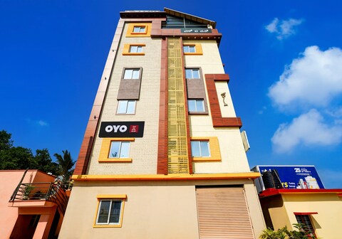 Hotel O SAS ROYAL GALAXY