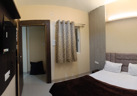 Hotel Shivay Palace