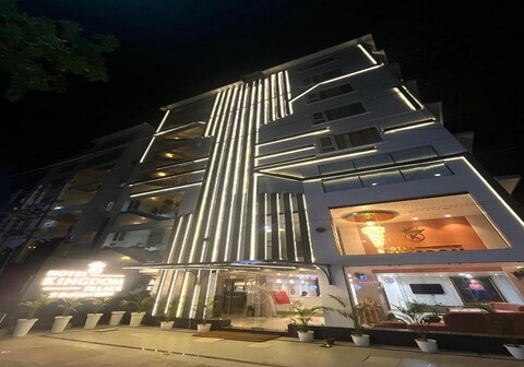 Hotel Kingdom Palace