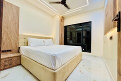 3 Raahi Varanasi, Varanasi 3 Raahi Varanasi, Varanasi