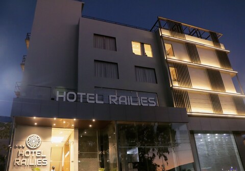 HOTEL RAILIES