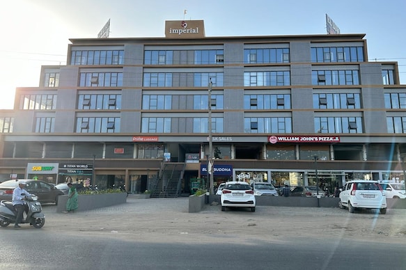 El Lujo Hotel
