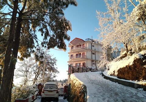 Sunrise Villa | Valley-view Rooms