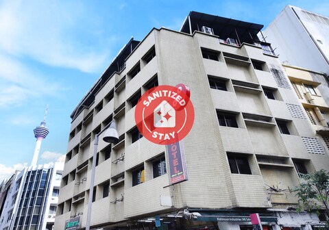 OYO 44015 Mk Inn Hotel