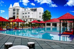 Tiaraa Hotels & Resorts, Jim Corbett (Ramnagar) Tiaraa Hotels & Resorts, Jim Corbett (Ramnagar)