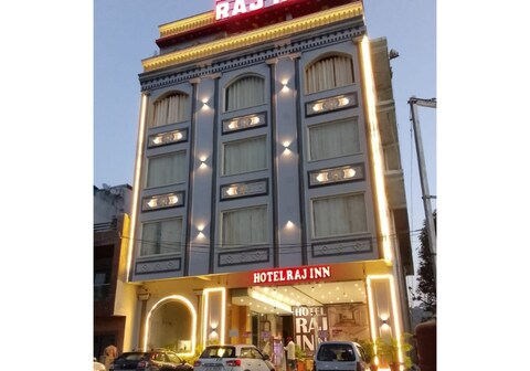 Hotel Raj Inn