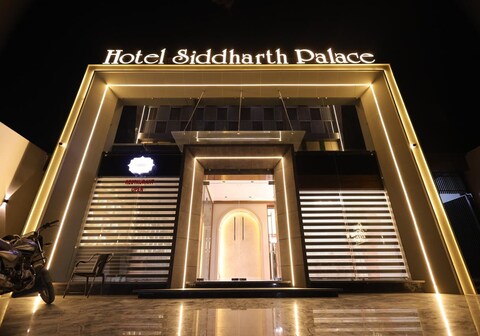 HOTEL SIDDHARTH PALACE