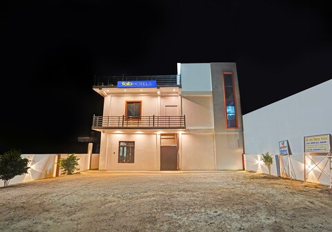 FabHotel Sri Ram Milan Palace