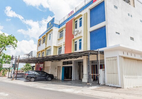 Hotel O Angkatan 45 Near Istana Gubernur Formerly Maleo Hotel