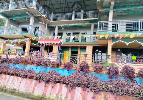 Pukal's Valley Homestay By StayApart