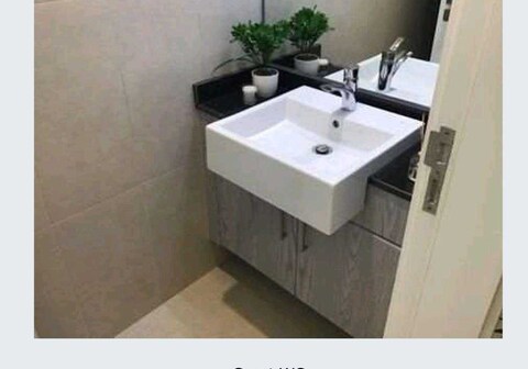 OYO HOME 1387 Premium 1bedroom Apartment