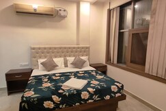 Hotel Crown Plaza, Jalandhar Hotel Crown Plaza, Jalandhar
