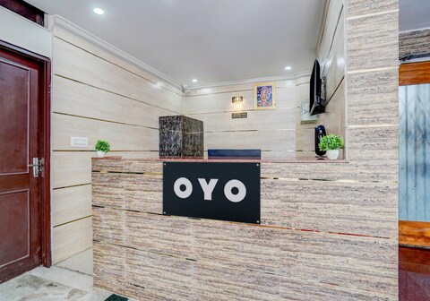 Hotel O Heera Palace