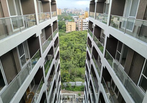 Viman Vista Airport Luxury Studio Safe Cozy