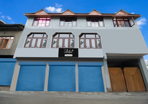 Collection O Airport Road Solina