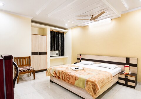 Hotel Anand -1.5km from Jhansi railway station