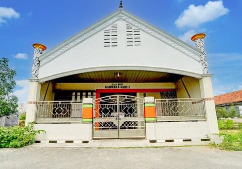 Hotel O Karman's Sari Homestay Syariah