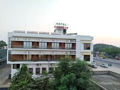 Hotel Neptune, Surendranagar Hotel Neptune, Surendranagar