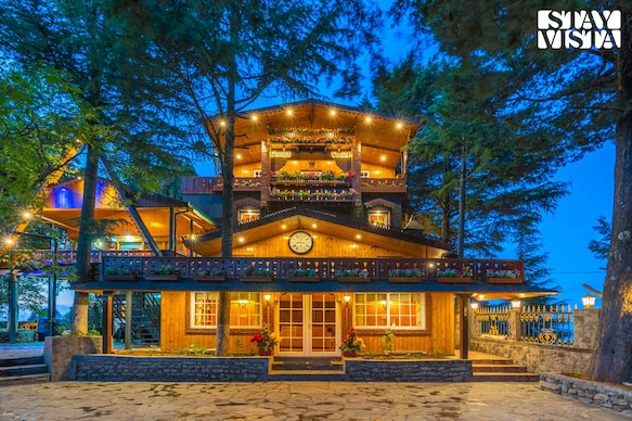 StayVista at Lush @ Chalet Rushli