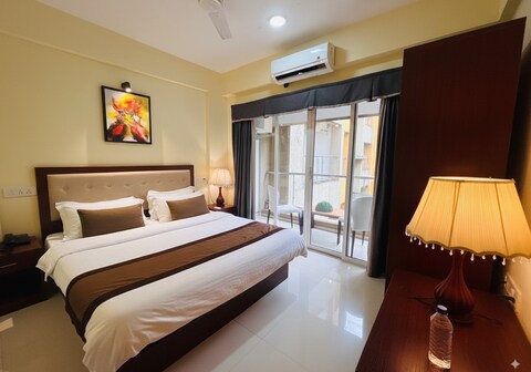 Charvi Reemz Grand Suites Anjuna Beach