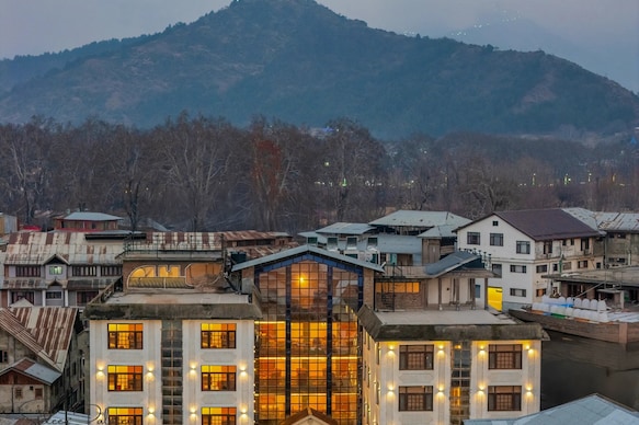 Hotel Sideeq Palace